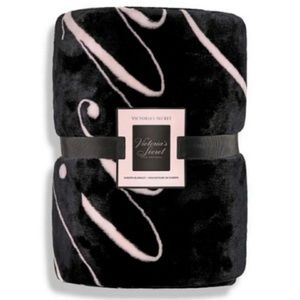Victoria Secret Black Sherpa Blanket